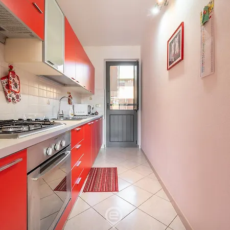 Dahlia Apartament Càbras